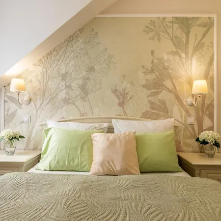 Monarchia Pearl Apartmán