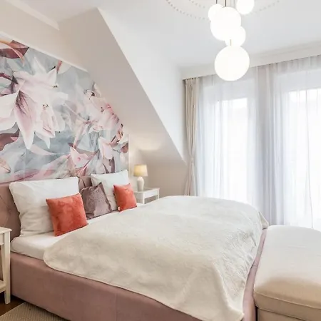 Monarchia Pearl Apartmán *