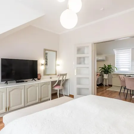 Apartmán Monarchia Pearl *