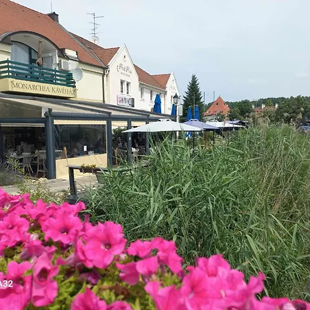 Apartmán Monarchia Pearl *